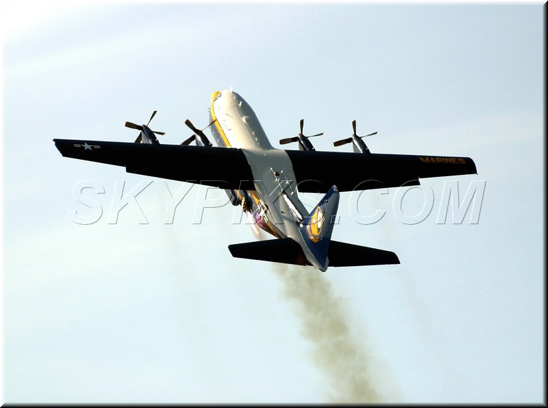 BLUE ANGELS C-130.JPG