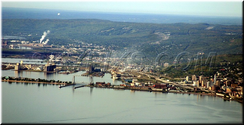 DULUTH HARBOR 3.JPG