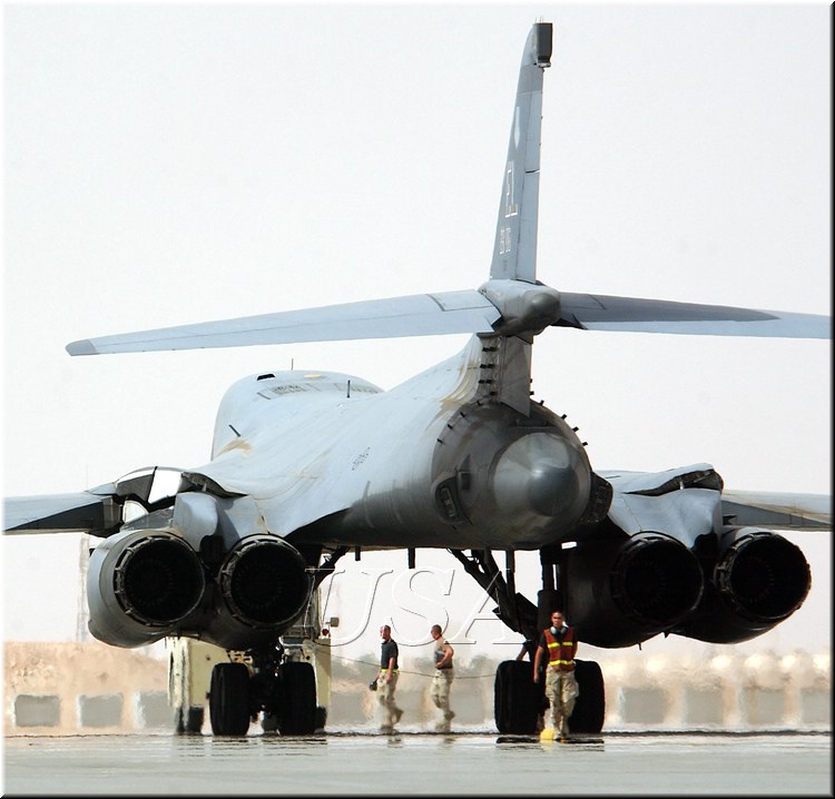 B-1 BOMBER TOWED.jpg