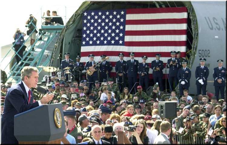 BUSH_ADDRESSING_TROOPS.jpg