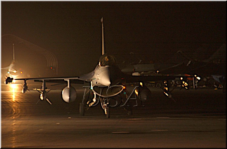 F_16_NIGHT_TIME.jpg